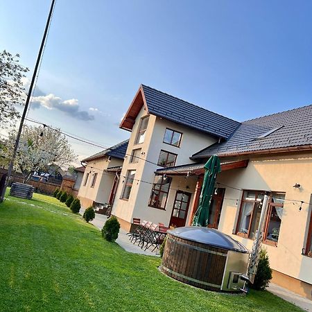 Famíves vendégház Racul Exterior foto