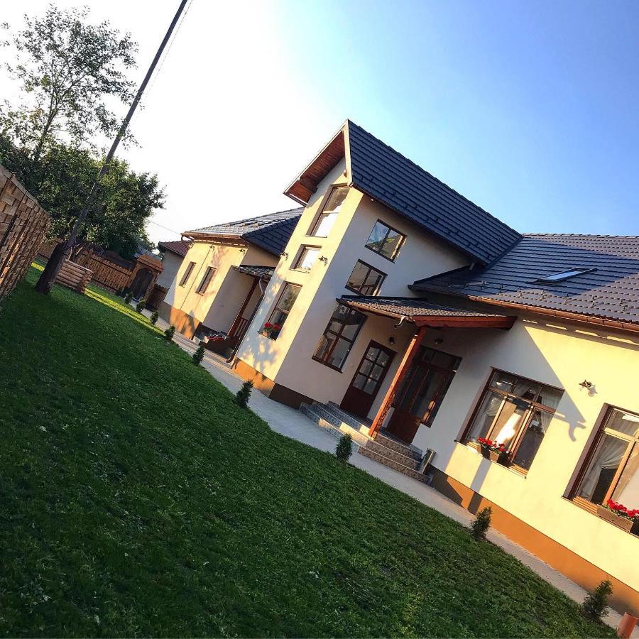 Famíves vendégház Racul Exterior foto