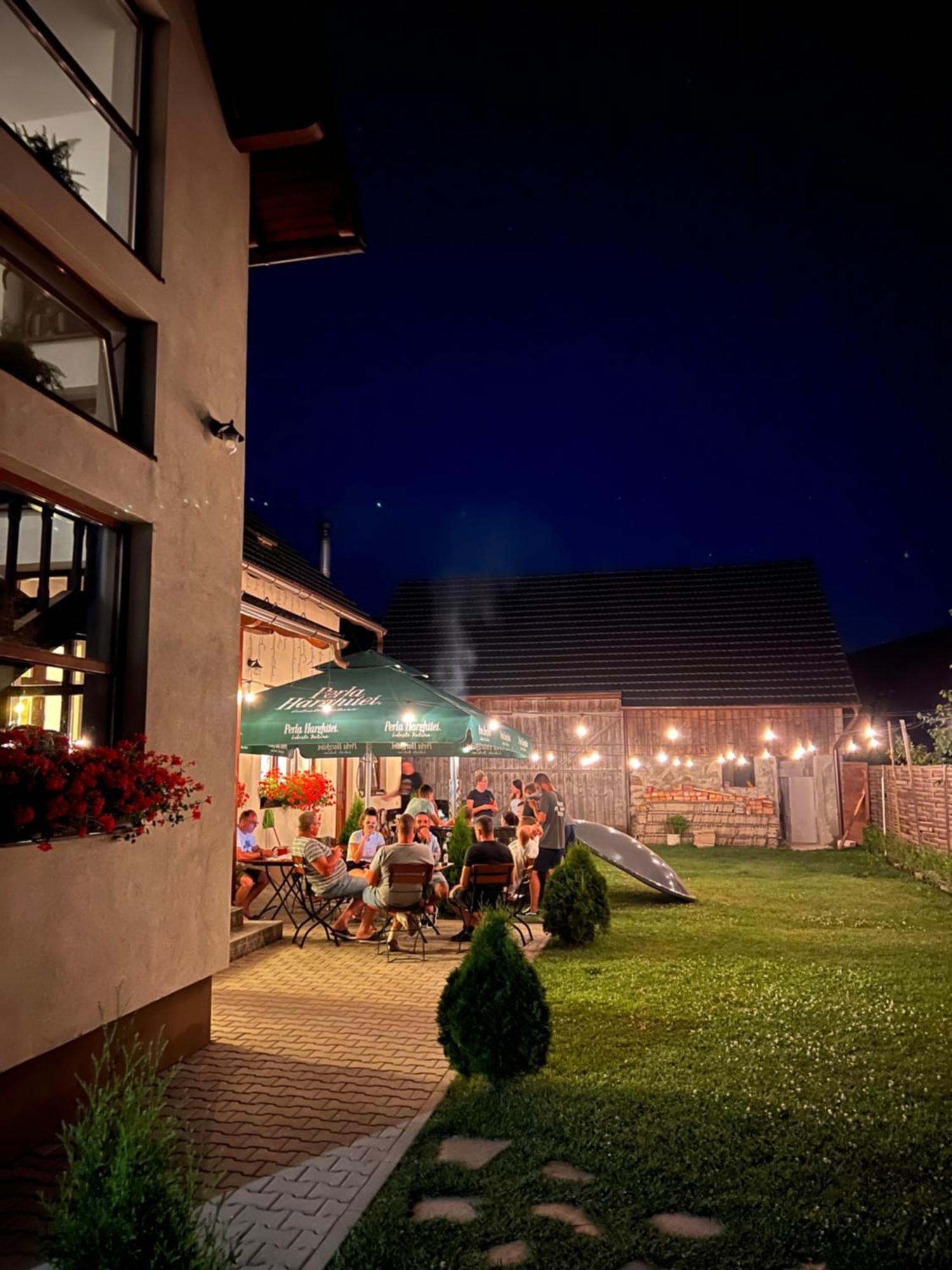 Famíves vendégház Racul Exterior foto