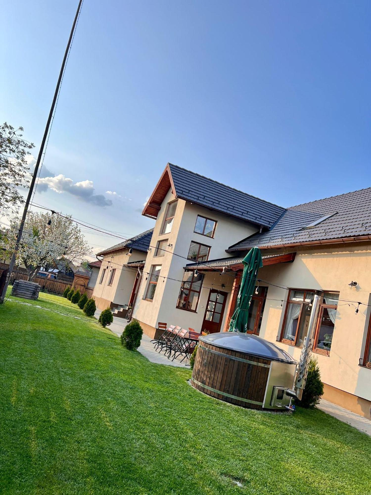 Famíves vendégház Racul Exterior foto